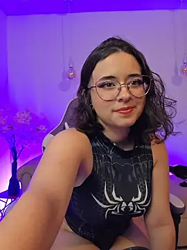 Mia wee online show from 02-19-26, 07:21