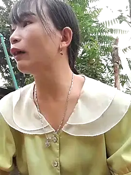 Snapshot of Sunyinn chatting on 09-15-25, 10:48 Sunyinn online show from 09-15-25, 10:48