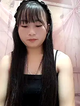 Snapshot of Sunyinn chatting on 09-22-25, 02:35 Sunyinn online show from 09-22-25, 02:35