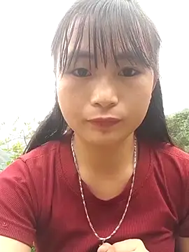 Snapshot of Sunyinn chatting on 11-10-25, 07:29 Sunyinn online show from 11-10-25, 07:29