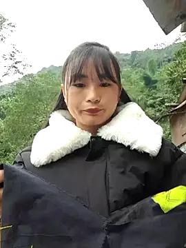 Snapshot of Sunyinn chatting on 11-21-25, 01:26 Sunyinn online show from 11-21-25, 01:26