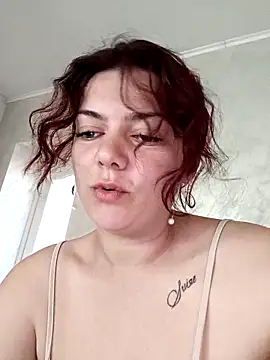 Snapshot of LadyNora chatting on 04-21-26, 05:25 LadyNora online show from 04-21-26, 05:25
