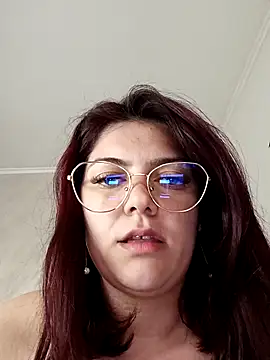 Snapshot of LadyNora chatting on 05-01-26, 11:48 LadyNora online show from 05-01-26, 11:48