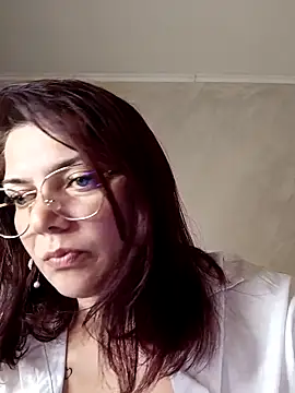 Snapshot of LadyNora chatting on 05-03-26, 04:57 LadyNora online show from 05-03-26, 04:57