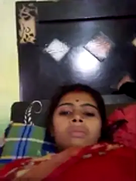 Snapshot of Punam_sony chatting on 08-02-26, 12:14 Punam sony online show from 08-02-26, 12:14