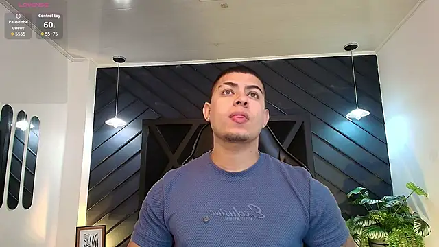 Snapshot of marco_garciia_ chatting on 02-20-26, 11:16 marco garciia online show from 02-20-26, 11:16