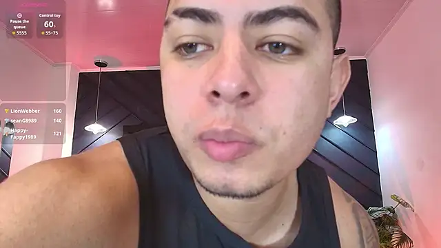 Snapshot of marco_garciia_ chatting on 03-12-26, 11:22 marco garciia online show from 03-12-26, 11:22