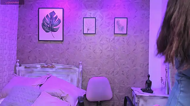 Dali collin online show from 04-17-26, 01:14