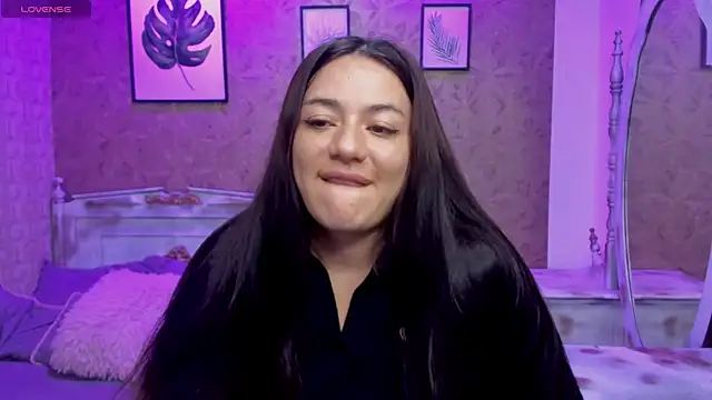 Snapshot of Dali_collin chatting on 06-22-26, 01:19 Dali collin online show from 06-22-26, 01:19