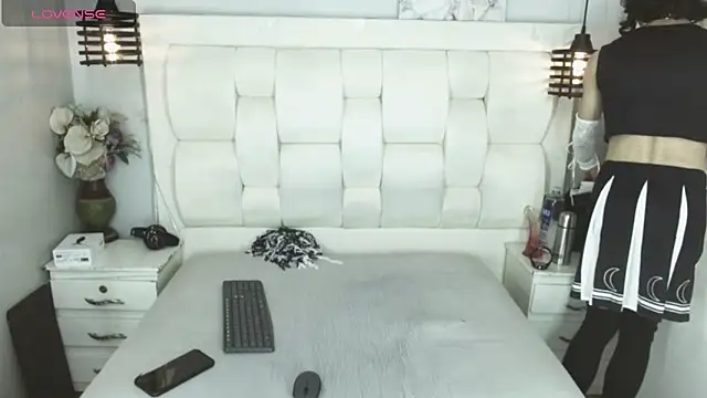 Atley Dolly online show from 10-17-25, 09:17