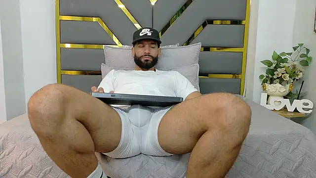 yorbymaxx online show from 10-11-25, 02:26