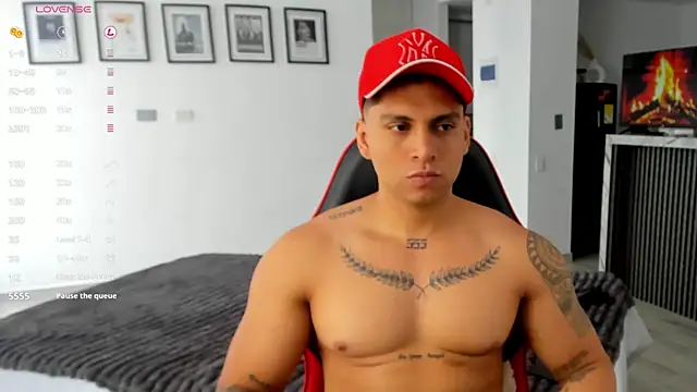 Nicolasmontoya16 online show from 11-07-25, 05:35