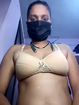 Snapshot of 3USHA chatting on 10-02-25, 08:32 3USHA online show from 10-02-25, 08:32