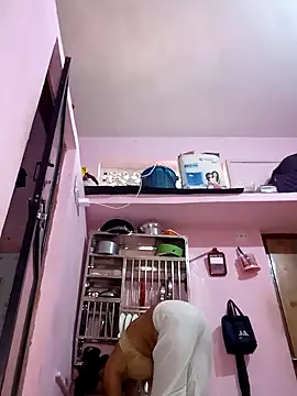 Snapshot of 3USHA chatting on 10-06-25, 06:44 3USHA online show from 10-06-25, 06:44