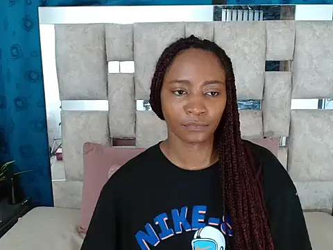 AmbarSmit online show from 11-20-25, 07:35