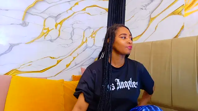 AmbarSmit online show from 03-17-26, 04:06