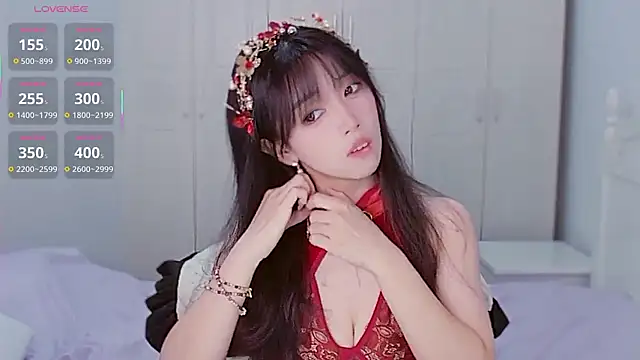 Snapshot of XiaoNana_ chatting on 10-13-25, 01:27 XiaoNana online show from 10-13-25, 01:27