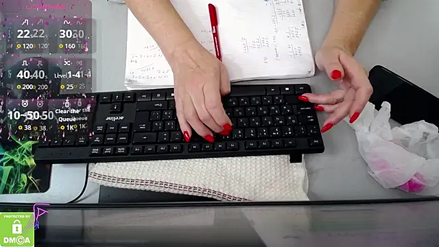 hunters woman online show from 10-09-25, 01:53