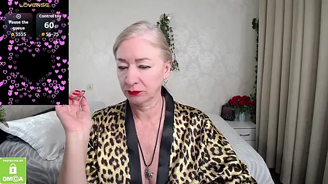 hunters woman online show from 02-17-26, 05:15