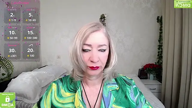 hunters woman online show from 04-30-26, 06:58