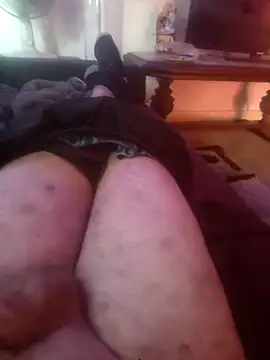 Snapshot of hunnor2722 chatting on 03-23-26, 03:16 hunnor2722 online show from 03-23-26, 03:16