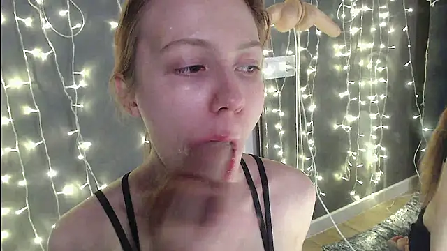 Snapshot of tokyomeow chatting on 11-27-25, 04:03 tokyomeow online show from 11-27-25, 04:03