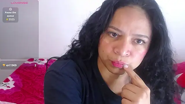 Snapshot of Sara_cute92 chatting on 11-27-25, 09:28 Sara cute92 online show from 11-27-25, 09:28