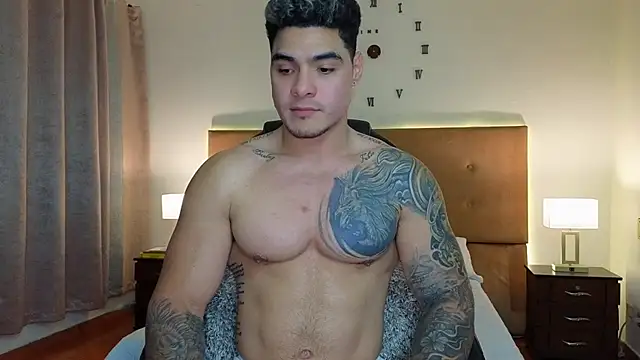 Steven Velez online show from 03-11-26, 01:33