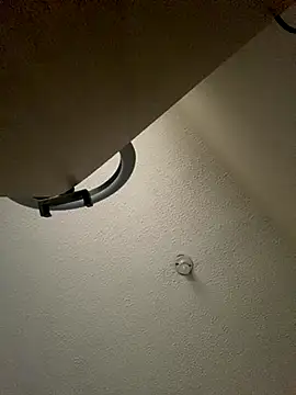 Sallem Pink online show from 10-14-25, 12:28