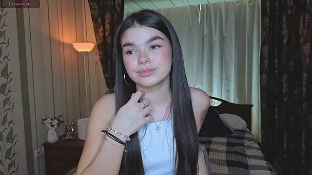 Snapshot of HollisHearl chatting on 09-10-25, 09:09 HollisHearl online show from 09-10-25, 09:09