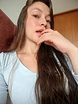 anita toro  online show from 03-11-26, 04:13