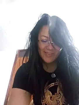 Snapshot of karla_valk1 chatting on 09-10-25, 06:13 karla valk1 online show from 09-10-25, 06:13