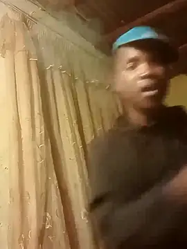 Snapshot of franceew chatting on 03-21-26, 03:44 franceew online show from 03-21-26, 03:44