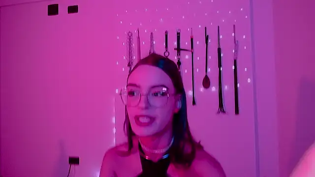 Snapshot of nina_kink chatting on 05-07-26, 09:42 nina kink online show from 05-07-26, 09:42
