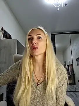 Monna online show from 12-04-25, 02:37