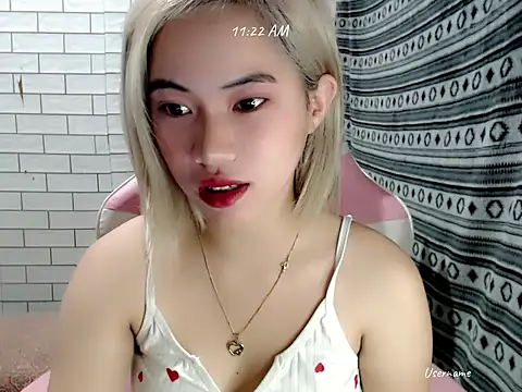 Snapshot of Rainea149 chatting on 10-26-25, 03:23 Rainea149 online show from 10-26-25, 03:23