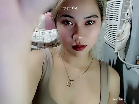 Snapshot of Rainea149 chatting on 11-30-25, 02:32 Rainea149 online show from 11-30-25, 02:32