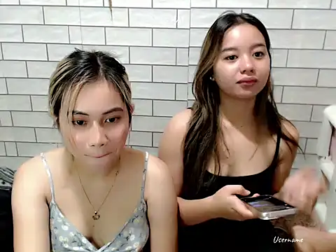 Snapshot of Rainea149 chatting on 01-05-26, 05:27 Rainea149 online show from 01-05-26, 05:27