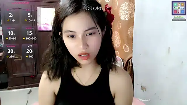 Snapshot of Rainea149 chatting on 07-17-26, 02:18 Rainea149 online show from 07-17-26, 02:18