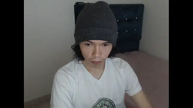 Snapshot of Xoxo_Smiles chatting on 09-20-25, 11:22 Xoxo Smiles online show from 09-20-25, 11:22