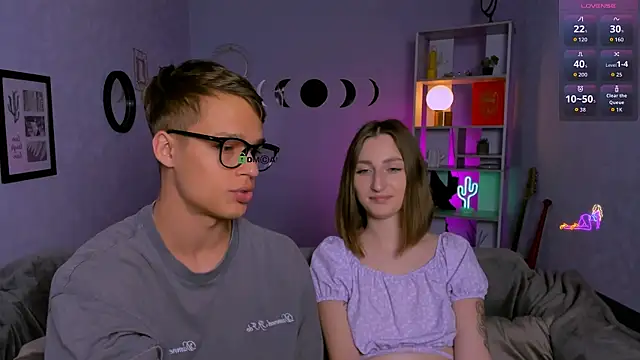 Snapshot of eva_smiith_ chatting on 09-11-25, 06:13 eva smiith online show from 09-11-25, 06:13