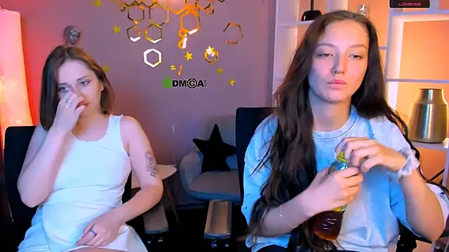 eva smiith  online show from 06-24-26, 05:39