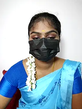 Snapshot of Tamil_Princess12 chatting on 11-21-25, 06:12 Tamil Princess12 online show from 11-21-25, 06:12