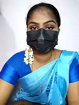 Snapshot of Tamil_Princess12 chatting on 01-11-26, 04:01 Tamil Princess12 online show from 01-11-26, 04:01