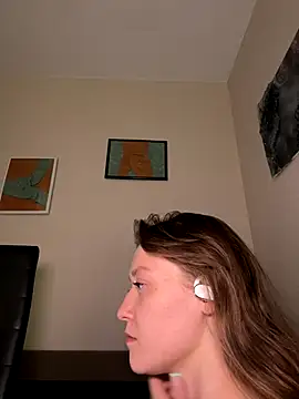 Bambi-Live online show from 09-09-25, 07:24