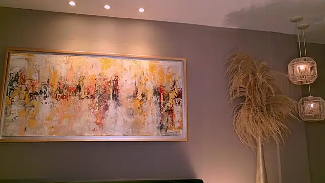 AgathaKondo  online show from 12-04-25, 08:28