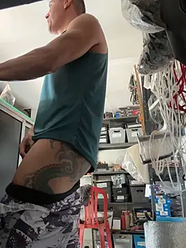 Snapshot of Terra-22cm chatting on 09-26-25, 03:16 Terra-22cm online show from 09-26-25, 03:16