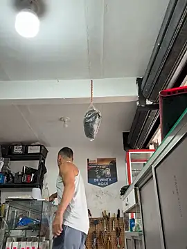 Snapshot of Terra-22cm chatting on 10-06-25, 01:41 Terra-22cm online show from 10-06-25, 01:41