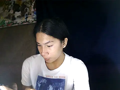 Snapshot of Asian_PrettyAle chatting on 10-01-25, 04:02 Asian PrettyAle online show from 10-01-25, 04:02