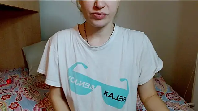 SatinQueen90 online show from 11-19-25, 06:24